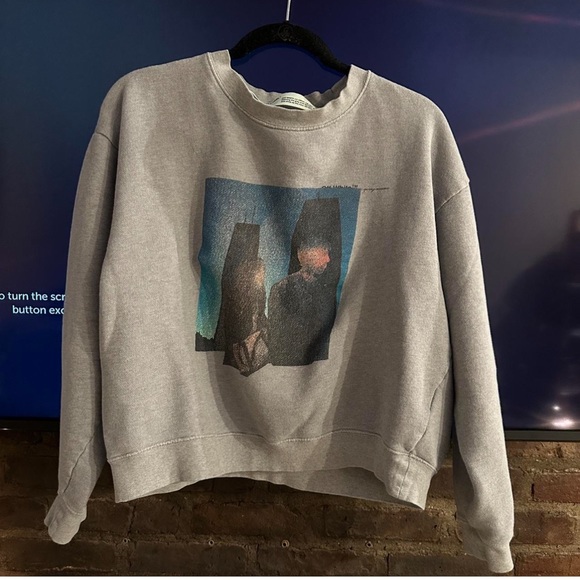 Off-White Sweaters - Off-white sweatshirt